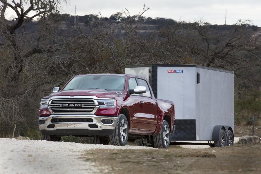  Dodge Ram 1500 Laramie Crew Cab (DT) 2018 года  (фото 11 из 22)